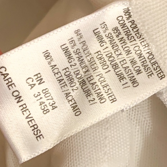 BCBGMaxAzria White Lazer Cut Dress Size 6 - Picture 6 of 6